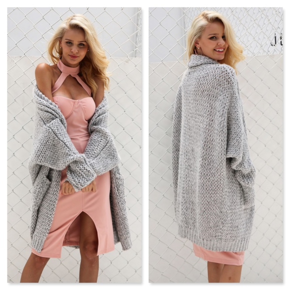 Rouge! Sweaters - Grey Oversized Open Cardigan With Pockets